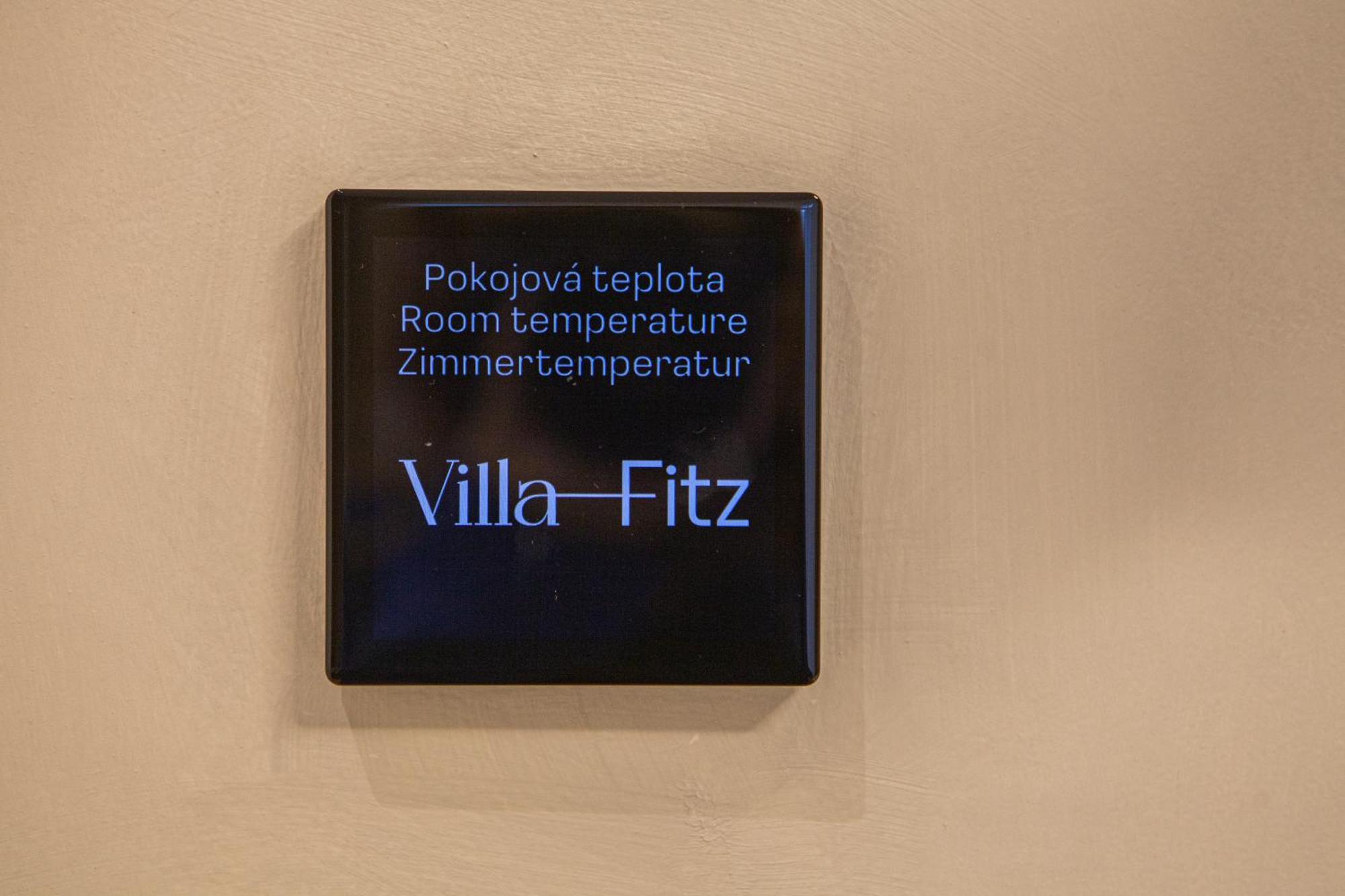 Villa Fitz ロキツァニ エクステリア 写真
